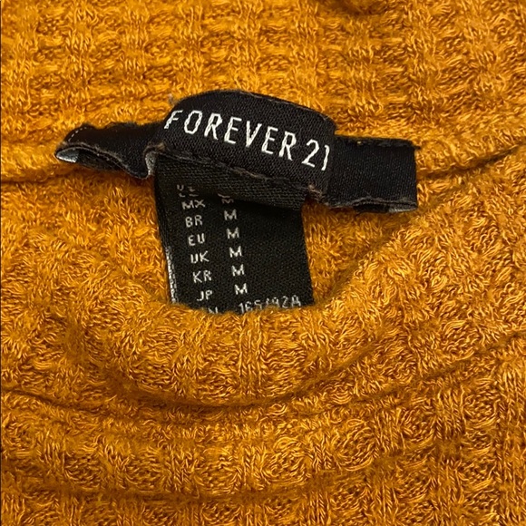 Burnt orange textured tee - Picture 2 of 2